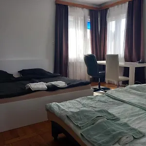 & Murgle , Lublaň Slovinsko