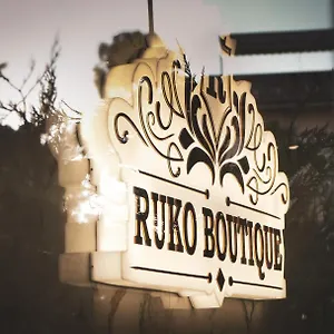 Ruko Boutique 4*, Golem (Tirana) Albánie